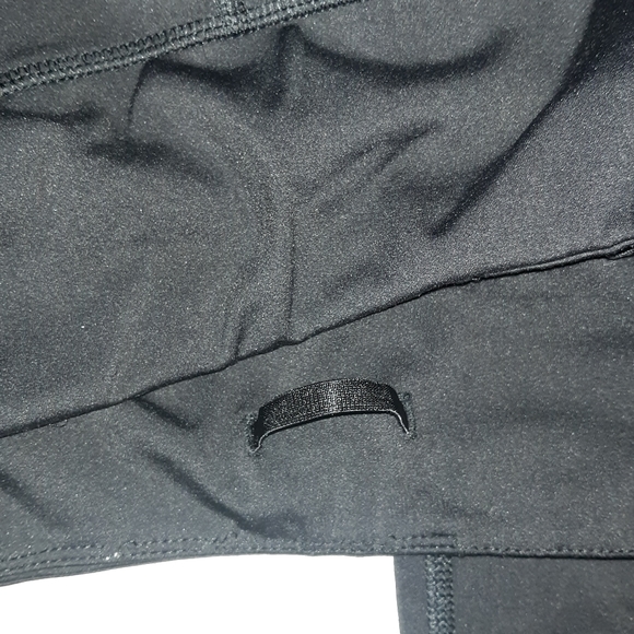 Like New~AVIA Plus Size 16-18 Ladies Athletic Compression Capri~Moisture Wicking - Picture 15 of 16